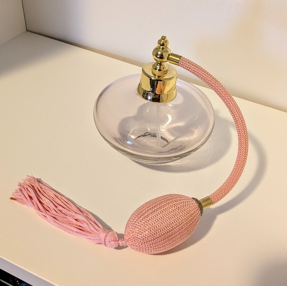 Other - Elegant Pink Glass Perfume Atomizer with Pink Bulb